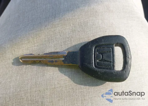 1999 Honda Accord Lx z USA, uszkodzony, nr VIN 1HGCG5641XA008694